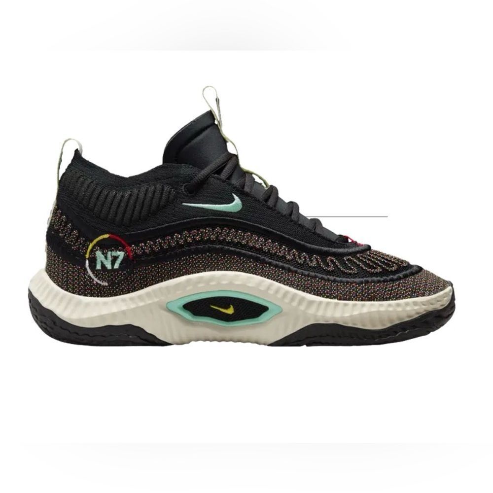 Nike Cosmic Unity 3 'N7' men's basketball shoe in the black, coconut milk